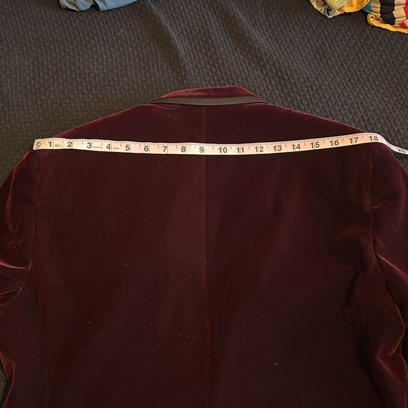 Paisley & Gray slim fit burgundy velvet jacket with silk details and lining - Picture 10 of 12
